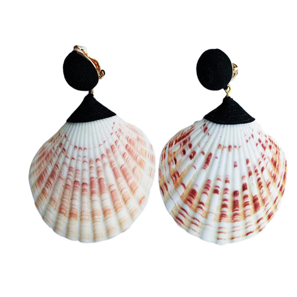 Shell Earrings - White - Villa Yasmine